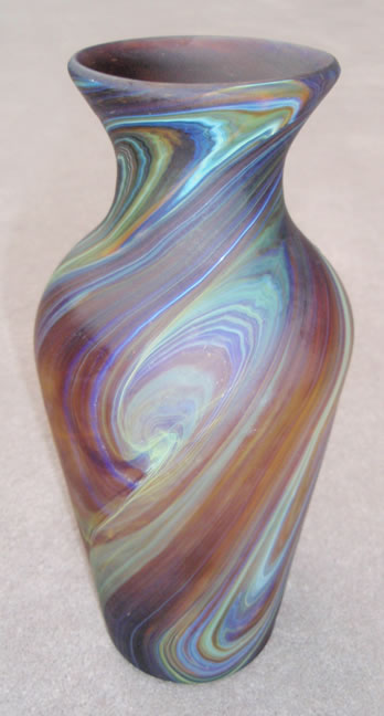 Wide Hip Vase