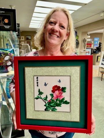 Margaret selected this silk
                                    embroidery from us, framed with
                                    Museum Glass